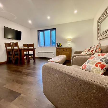 Modern Flat - Free Parking *