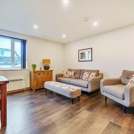 Modern Flat - Free Parking Lägenhet Bowness-on-Windermere