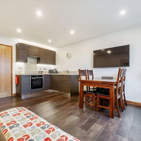 Modern Flat - Free Parking