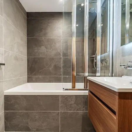 Modern Flat - Free Parking Bowness-on-Windermere
